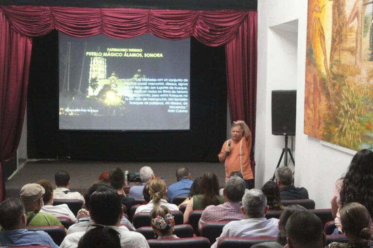 IMPARTEN CONFERENCIA DE TURISMO Y CONSERVACIÓN EN MUSEO COSTUMBRISTA