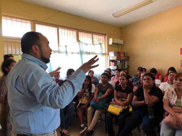 Capacita personal de Seguridad Pública a docentes de CONAFE Álamos