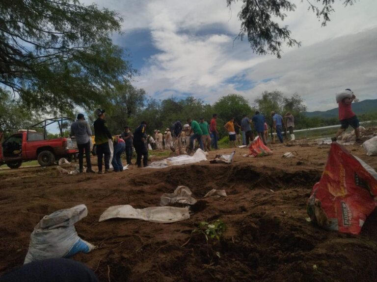 Queda controlada la  descarga de agua en el represo ubicado en la zona plino