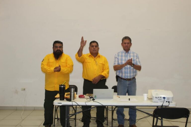 CAPACITAN A EJIDATARIOS SOBRE EL COMPORTAMIENTO DEL FUEGO