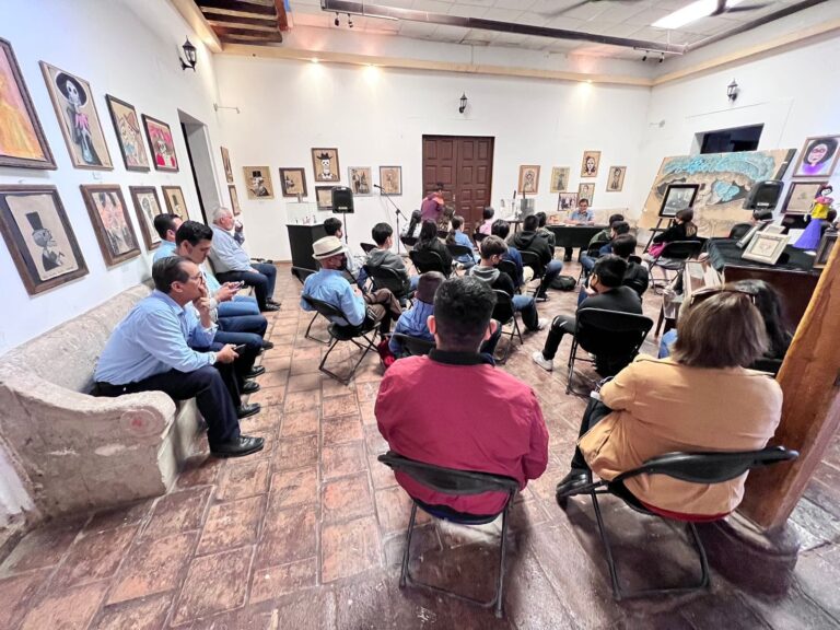 PRESENTAN VIDA, OBRA Y LEGADO DEL DR. ALFONSO ORTIZ TIRADO