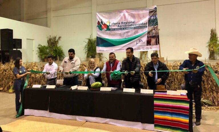 INAUGURA ALCALDE FERIA REGIONAL POR LA AGROBIODIVERSIDAD