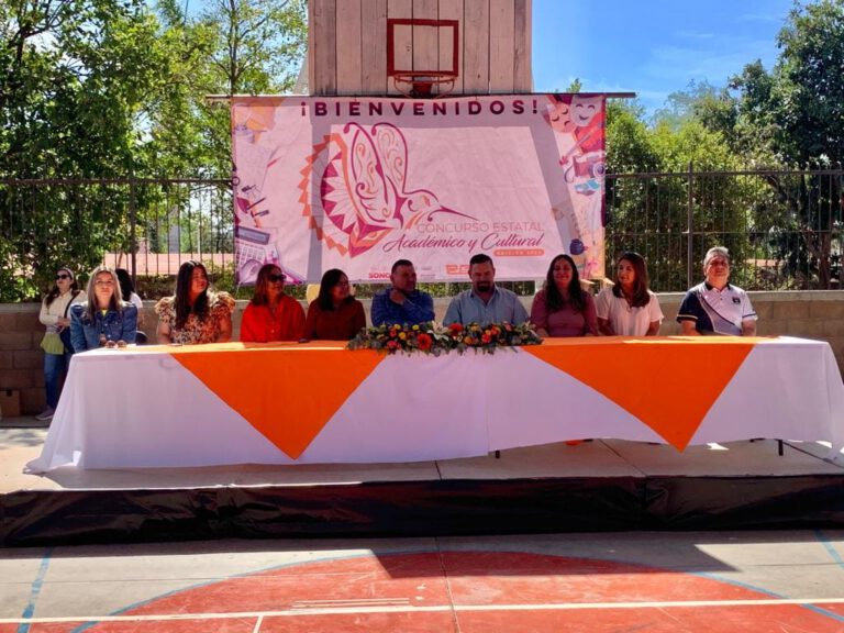 REALIZAN CONCURSO ESTATAL ACADÉMICO CULTURAL CON SEDE EN COBACH PLANTEL ÁLAMOS