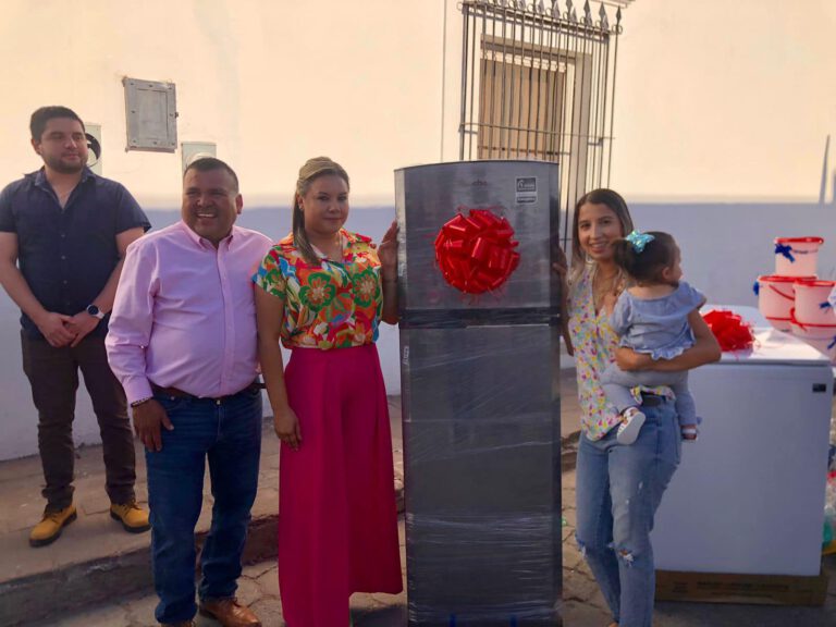 CELEBRAN EN GRANDE EL DÍA DE LAS MADRES