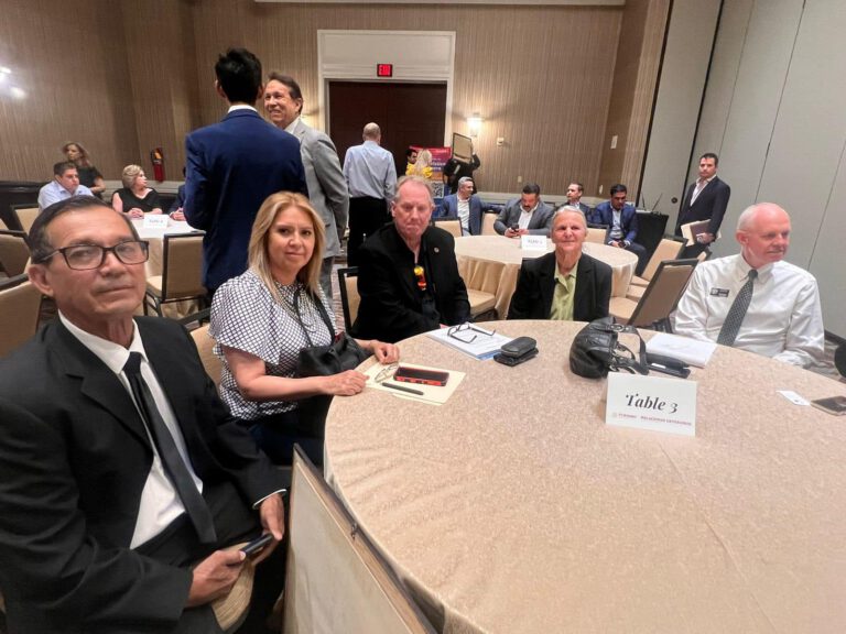 MUNICIPIO DE ÁLAMOS PRESENTE EN ENCUENTRO DE CIUDADES HERMANAS REALIZADO EN PHOENIX, ARIZONA