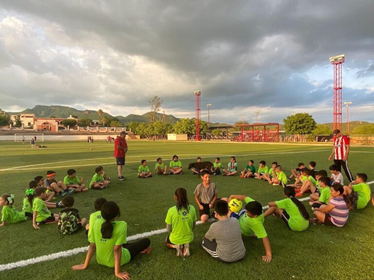 ¡SUENA EL SILBATAZO INICIAL EN CAMPAMENTO DE FÚTBOL!