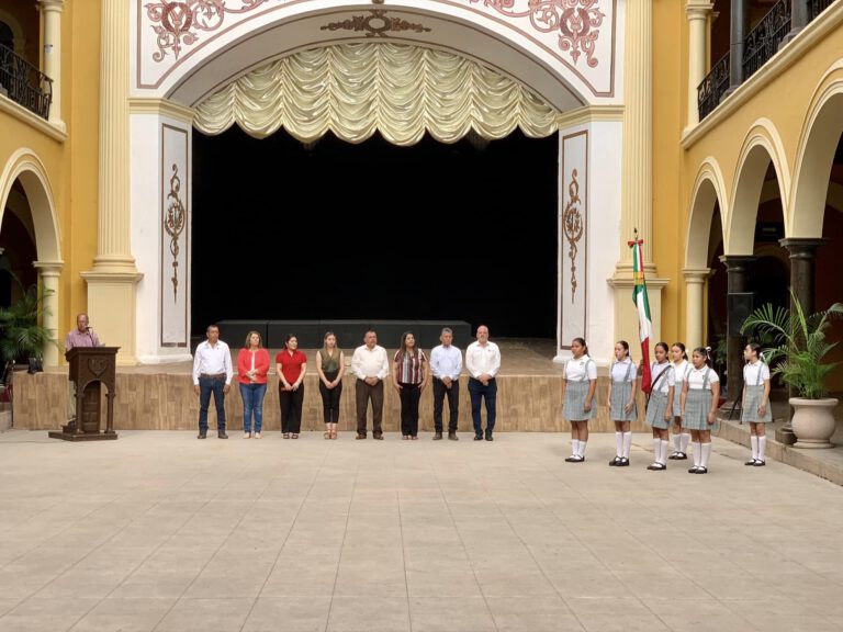 REALIZA AYUNTAMIENTO DE ÁLAMOS CEREMONIA CÍVICA POR MOTIVO DEL MES PATRIO