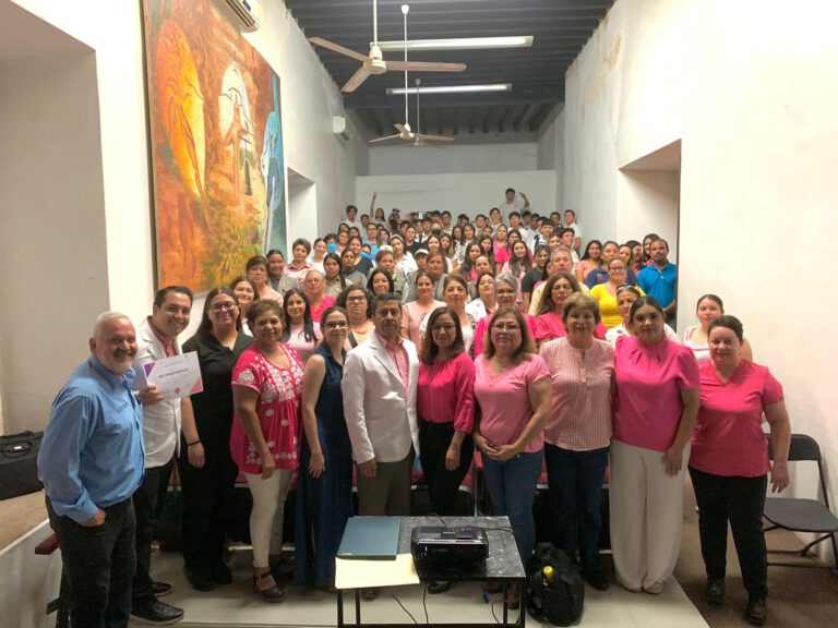 IMPARTEN CONFERENCIA SOBRE DIAGNÓSTICO Y MEDIDAS DE PREVENCIÓN DEL CÁNCER DE MAMA