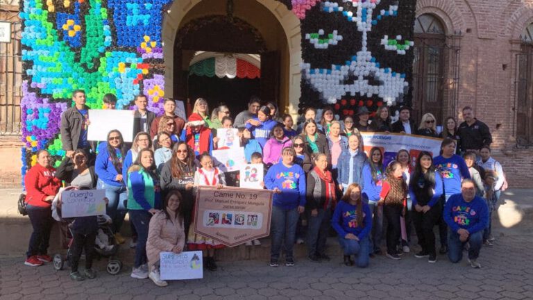 Realizan desfile para conmemorar el Día de la Discapacidad