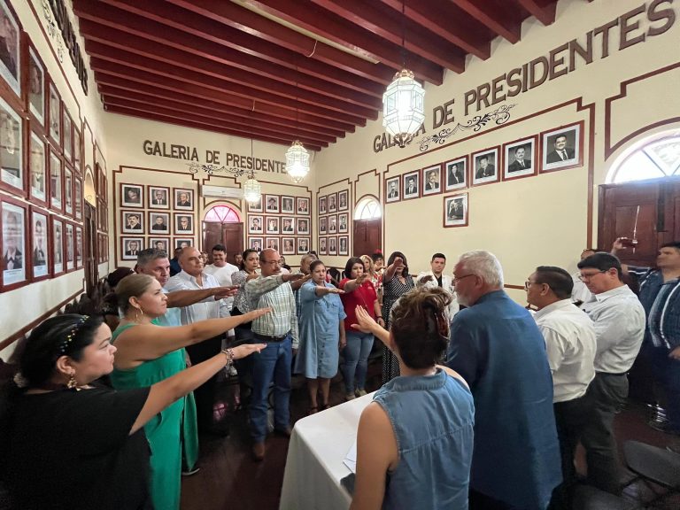 TOMA PROTESTA EL CONSEJO MUNICIPAL CONTRA LAS ADICCIONES EN ÁLAMOS