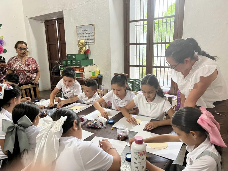 Concluyen actividades de verano en la Biblioteca de Álamos.