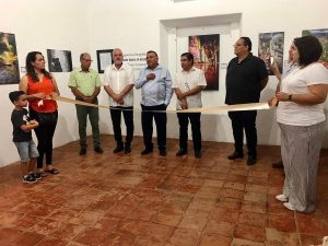 Inaugura Alcalde Víctor Balderrama la Exposición “Cuando Llueve en mi Pueblo”