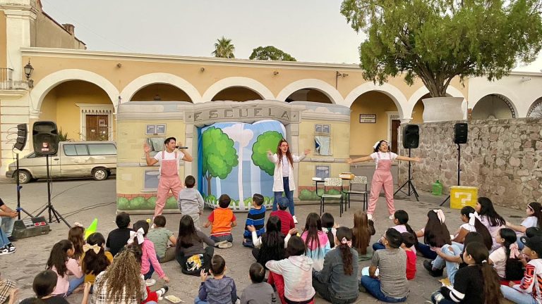 PROMUEVEN LA SANA ALIMENTACIÓN CON OBRA DE TEATRO “JUGUEMOS A COMER BIEN”