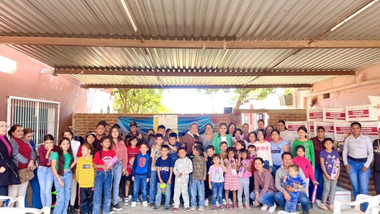 LLEVAN ALEGRÍA A PEQUEÑOS DEL COMEDOR “EL MUNDO DEL NIÑO FELIZ”