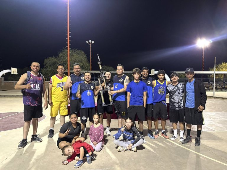 TARDE DE CAMPEONATO EN LA UNIDAD DEPORTIVA BICENTENARIO