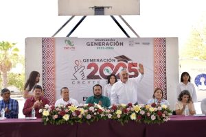 CEREMONIA DE GRADUACIÓN EN CECYTES BASIROA