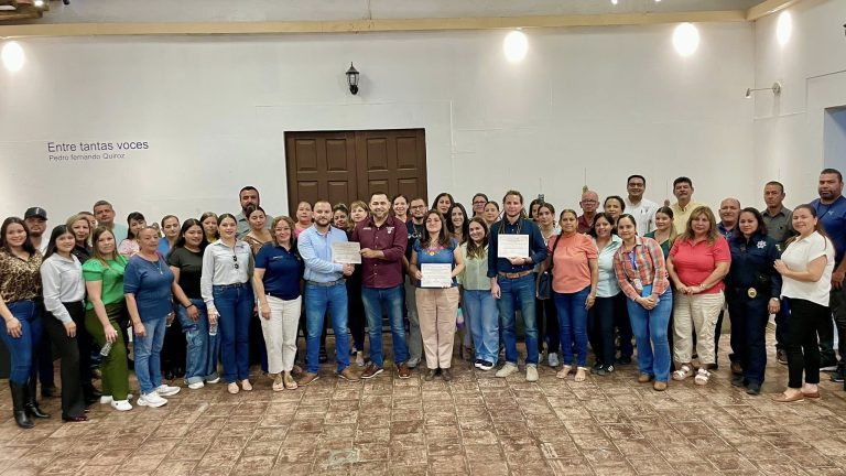 TEJIENDO LA HISTORIA “CAPACITACIÓN EN ARCHIVOS DOCUMENTALES”