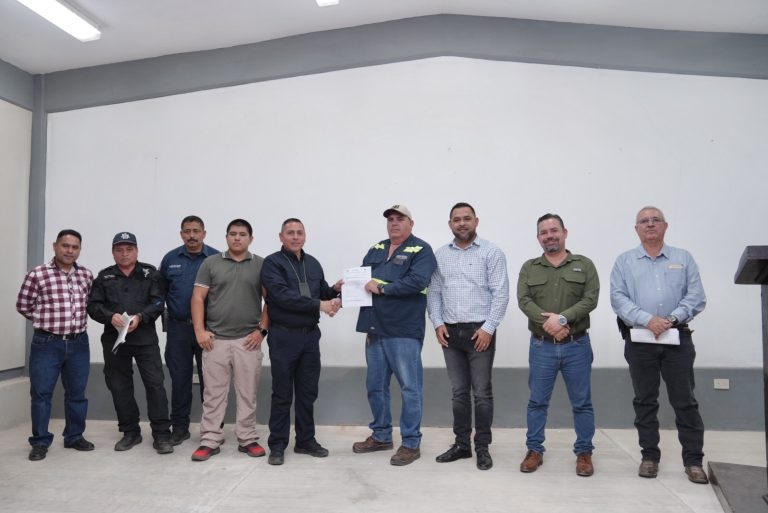 P.A.S.O. A PASO, CONSTRUYENDO UN CAMINO SEGURO PARA NUESTRAS FAMILIAS🏍️